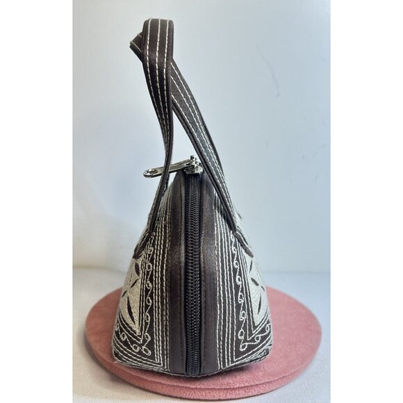 Vintage LAGA Vegan Designs Embroidered Petite Zippered Purse Wristlet Bag - Picture 2 of 10